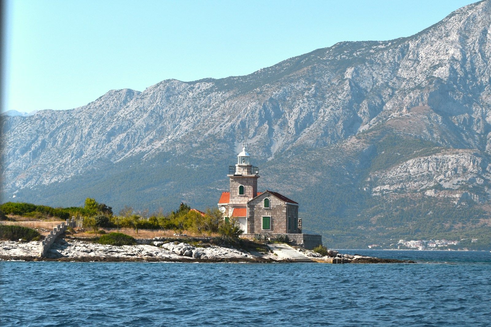 Selling inherited property in Croatia — guide for foreign heirs on capital gains tax, probate and the sale process